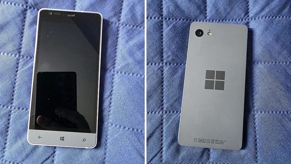 Microsoft створила власний Windows Phone ще до придбання Nokia – відео та фото
