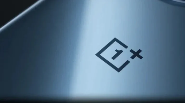 OnePlus роздає в Європі безплатні зарядки на 50 Вт на тлі згортання бізнесу